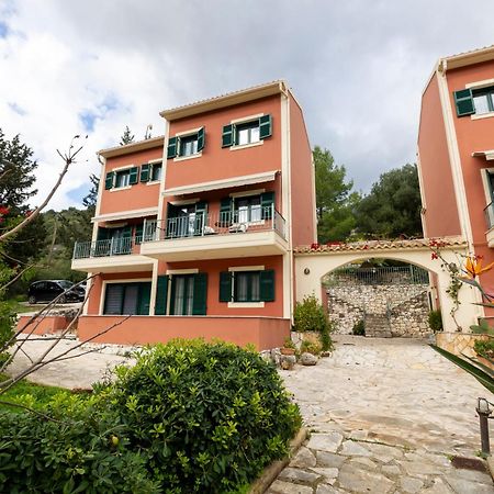 Vivi'S Apartments Agia Efimia ภายนอก รูปภาพ