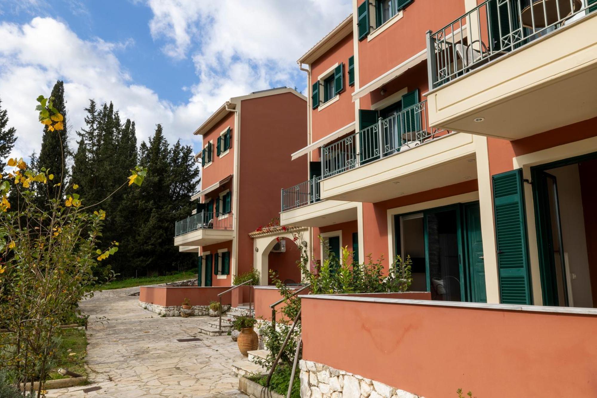 Vivi'S Apartments Agia Efimia ภายนอก รูปภาพ