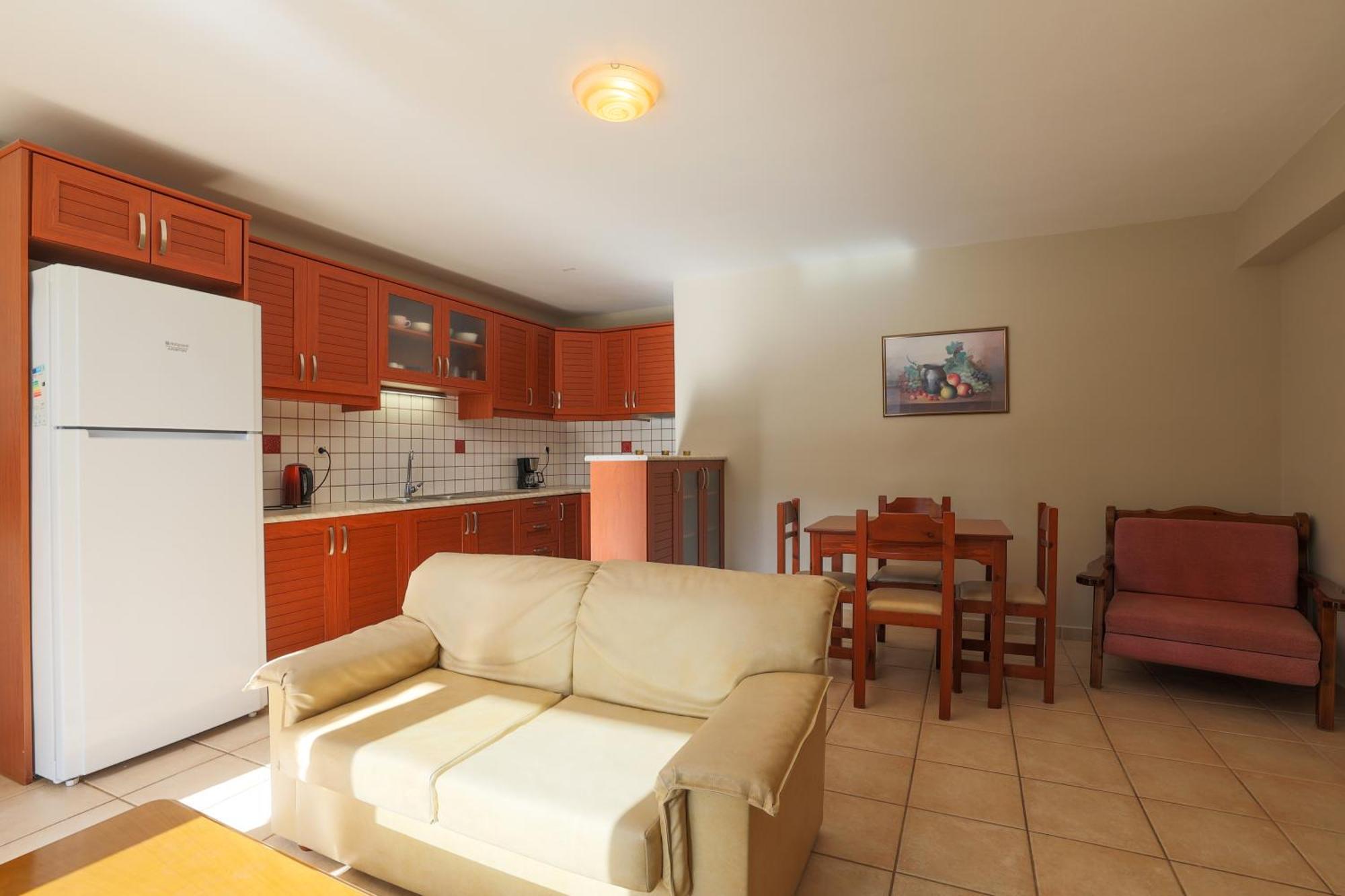Vivi'S Apartments Agia Efimia ภายนอก รูปภาพ