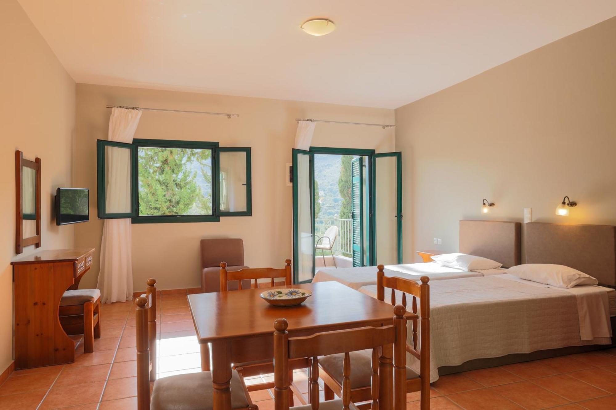 Vivi'S Apartments Agia Efimia ภายนอก รูปภาพ